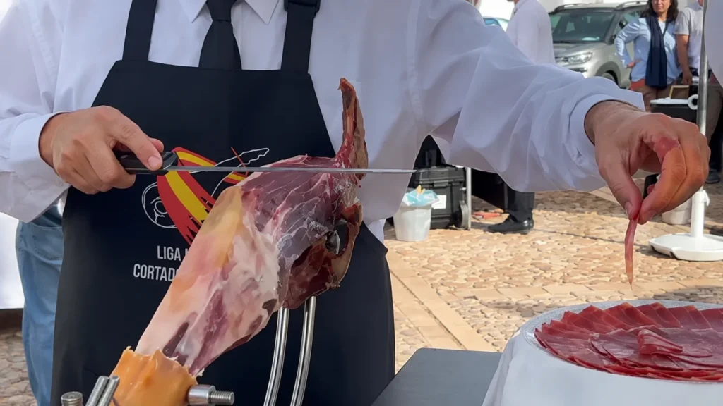 Corte profesional de jamón
